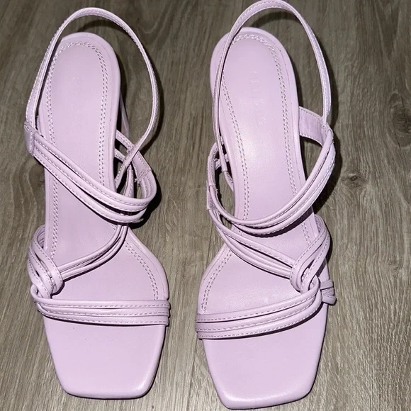 Sando Heels - Picture 2 of 9